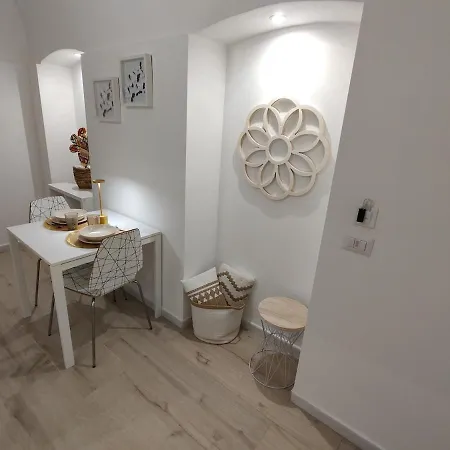 Little White Arch Apartment