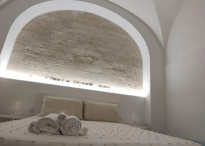 アパート Little White Arch *